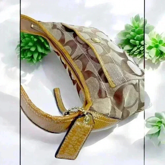 COACH Ergo shoulder Hobo in signature canvas tan/brown - Picture 4 of 14